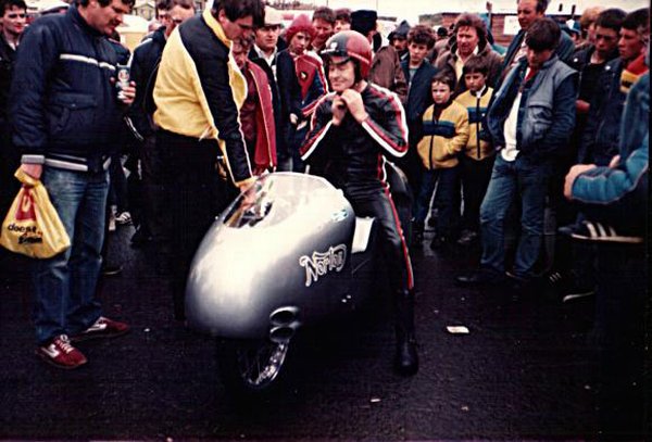1985 North West 200 on Kneeler Norton