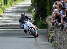 Thumbnail of Mats Nilsson in Supersport action during the 2008 TT