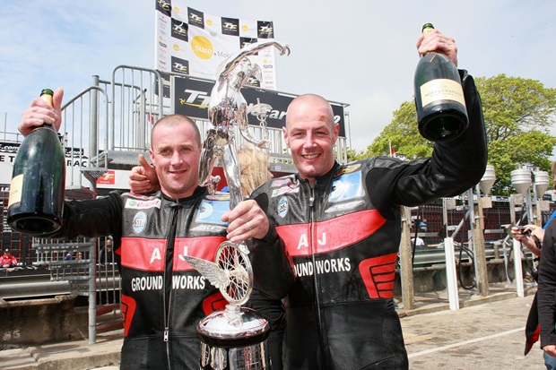 Nick Crowe and Mark Cox are the toast of the TT (Stephen Davison/Pacemaker Press International)