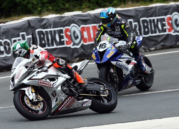 Peter Hickman had a good battle with David Johnson on the roads. Credit Tim Keeton/Impact Images Photography