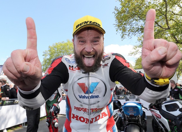 Bruce Anstey, winner of the 2015 RST Superbike TT - Credit Pacemaker Press International