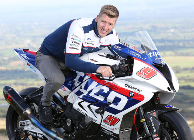 Ian Hutchinson will ride the BMW supebike for TAS Racing at TT2016