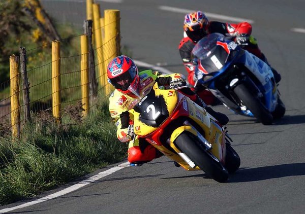 Jim Moodie Leads David Jefferies-600 Production Practice