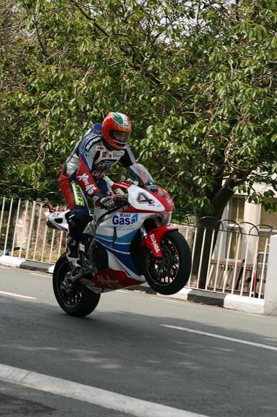Lap 3 Superbike TT - Ballaugh