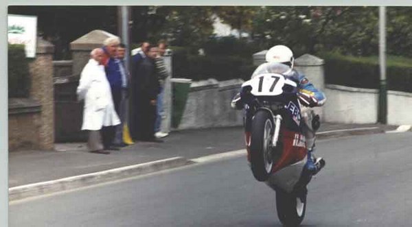 Agos Leap 1990