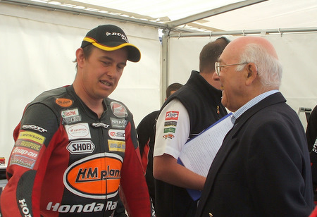 15-times TT winner John McGuinness and Murray Walker chat ahead of the Pokerstars Senior TT