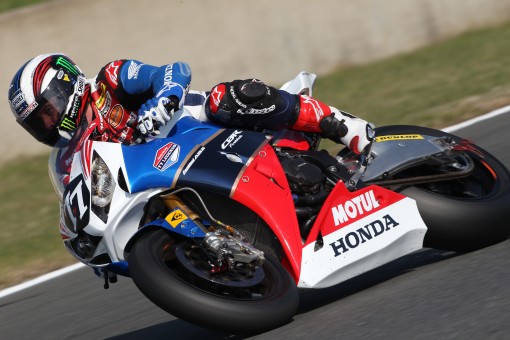 Isle of Man TT great John McGuinness in action for the Honda TT Legends squad (Honda TT Legends)