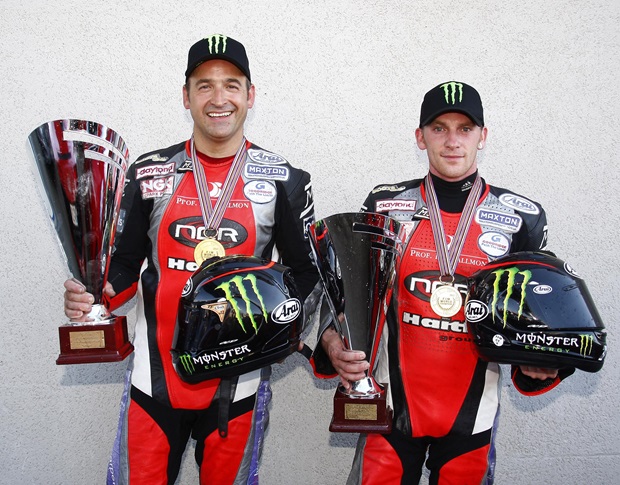 World Champions Tim Reeves and Ashley Hawes (Mark 'Wally' Walters)