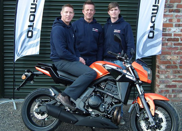 Gary Johnson and the WK team