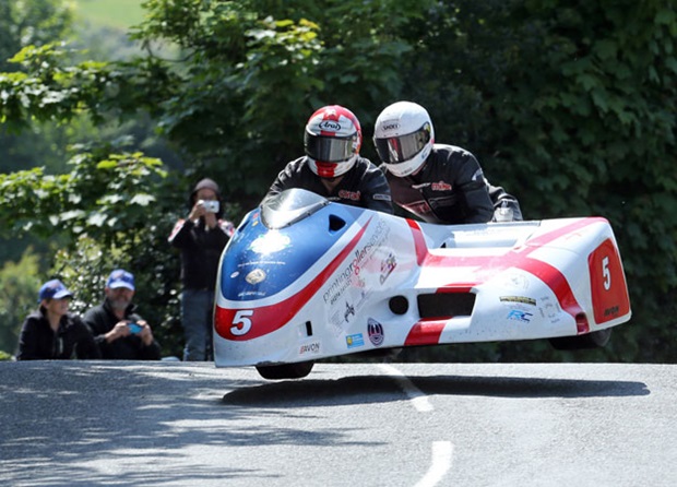 CHANGE IN REGULATIONS FOR 2015 SURE SIDECAR TT RACES
