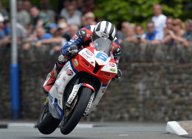 Michael Dunlop Supersport winner 2013