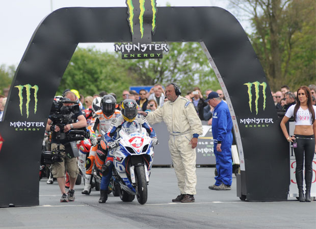 Guy Martin Superstock TT 2013