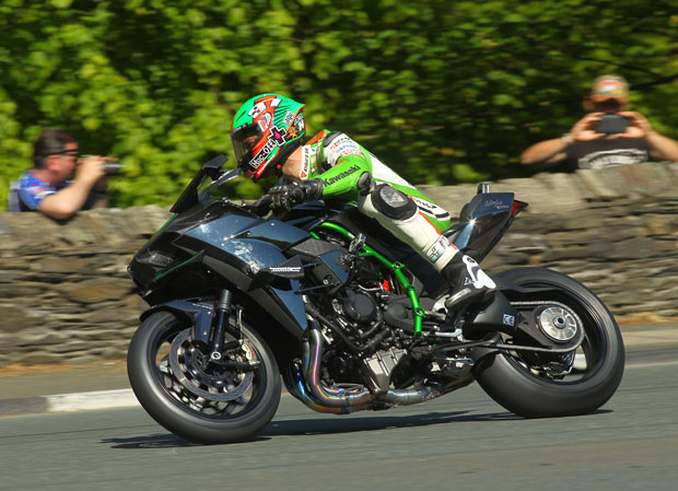 Hillier at speed on the closed-roads demonstration of the Kawasaki Ninja H2R at the 2015 Isle of Man TT fuelled by Monster Energy. Credit Double Red