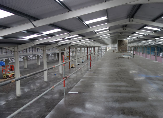 The main hall and mezzanine take shape