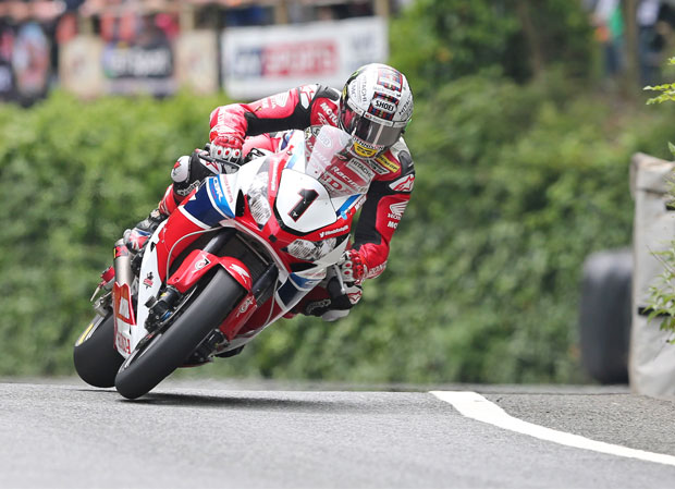 John McGuinness at Union Mills on his way to winning the 2015 Senior TT