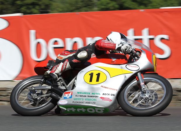 William Dunlop at Ginger Hall on the Davies Motorsport Honda in 2015