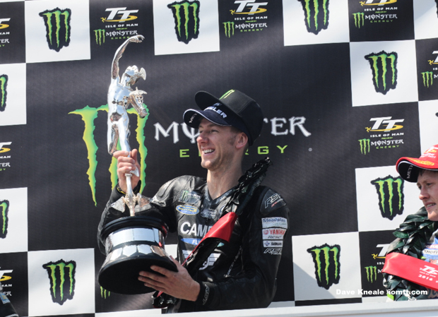 Ian Hutchinson wins Supersport 2 to equal Hailwood - iomtt.com: The ...