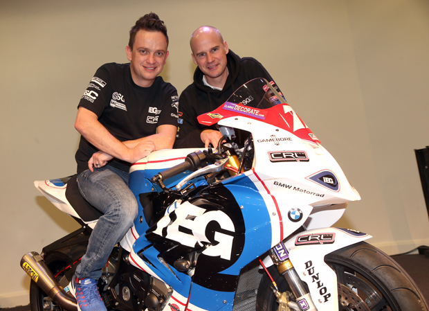Hudson Kennaugh, Ryan Farquhar and the bike Hudson will campaign