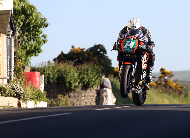 Danny Webb at Rhencullen on a KMR Kawasaki ER-6