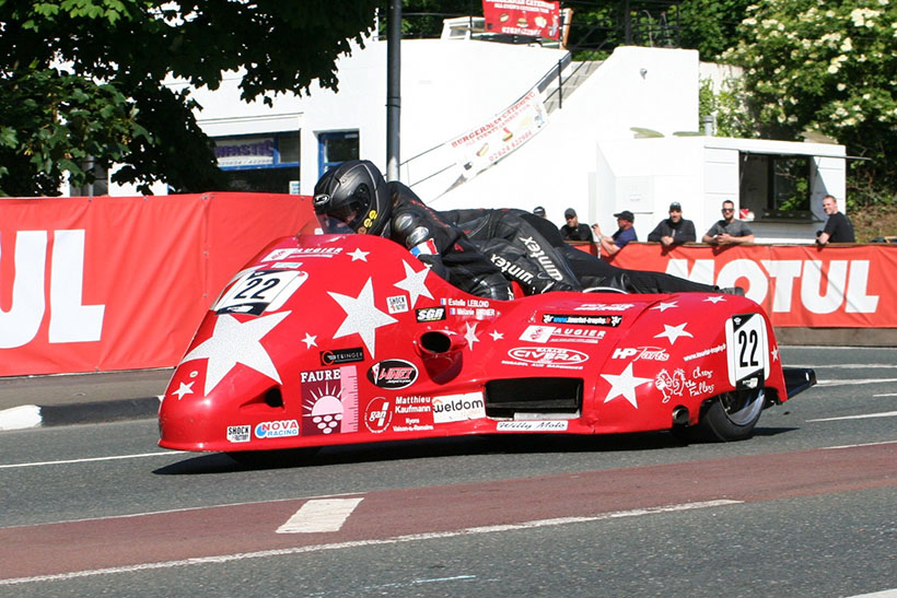 All female crew awarded the Susan Jenness Trophy - iomtt.com