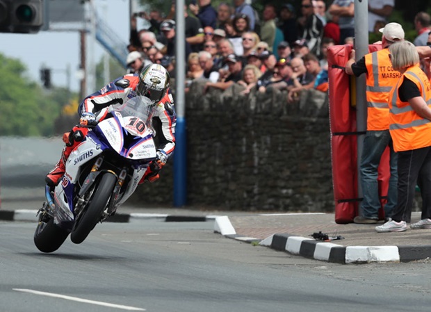 Peter Hickman. Photo Dave Kneen / Pacemaker Press Intl