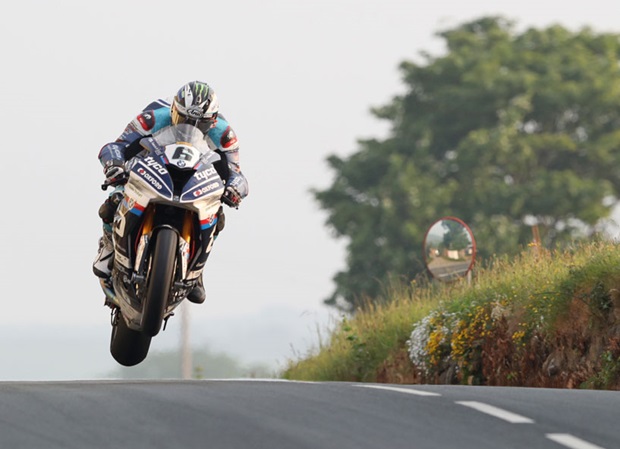 Michael Dunlop at Rhencullen. Photo credit: Dave Kneen / Pacemaker Press Intl.