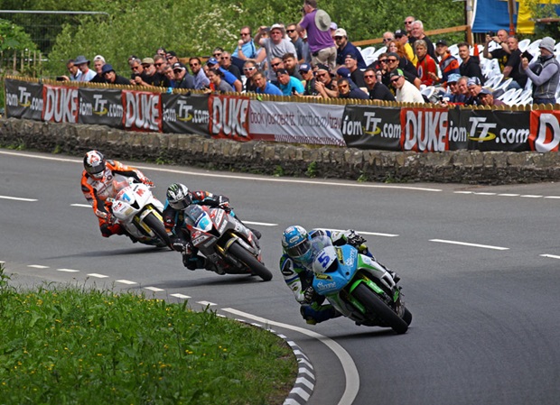 Dean Harrison, Michael Dunlop and Conor Cummins at Hillberry in Monday's Monster Energy Supersport TT Race 1. Photo Rod Neill / Pacemaker Press Intl