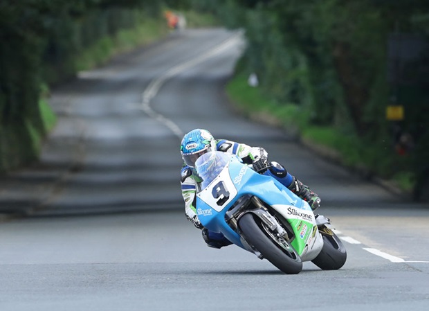 TT hero Dean Harrison favourite for RST Superbike Classic TT Race ...