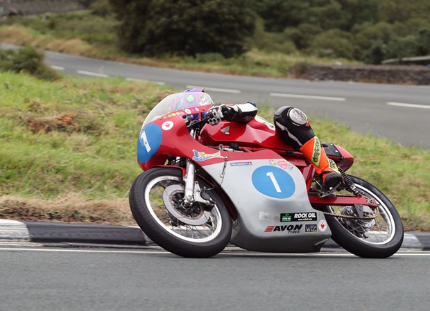 Dan Cooper, CSC Racing Honda 350, 2017 Classic TT Races presented by Bennetts. Photo Dave Kneen