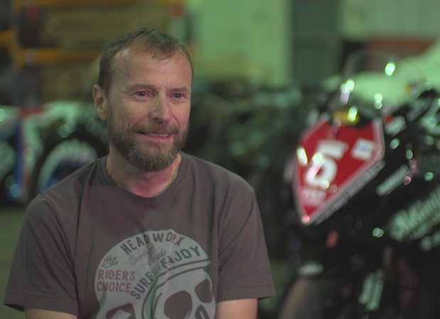 Bruce Anstey with the 2007 Superstock TT winning machine